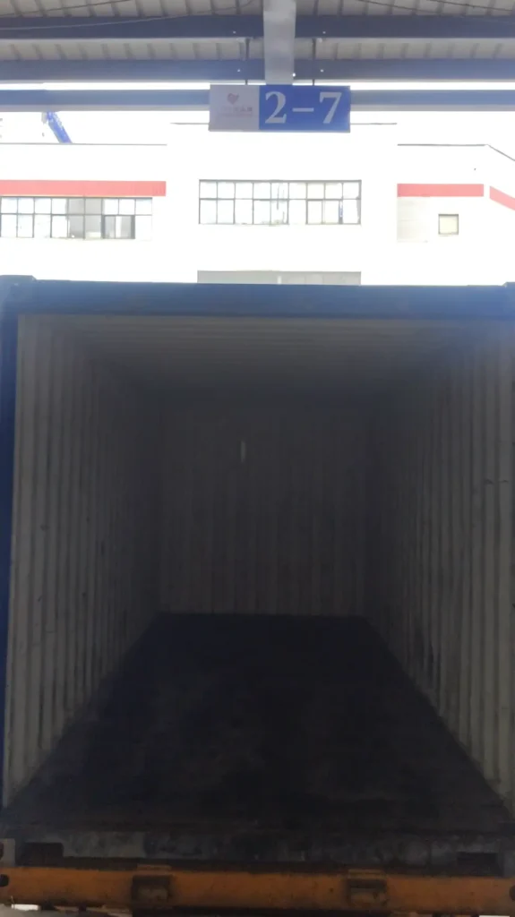 An empty 20GP shipping container before cargo loading at the Dragon3PL warehouse.